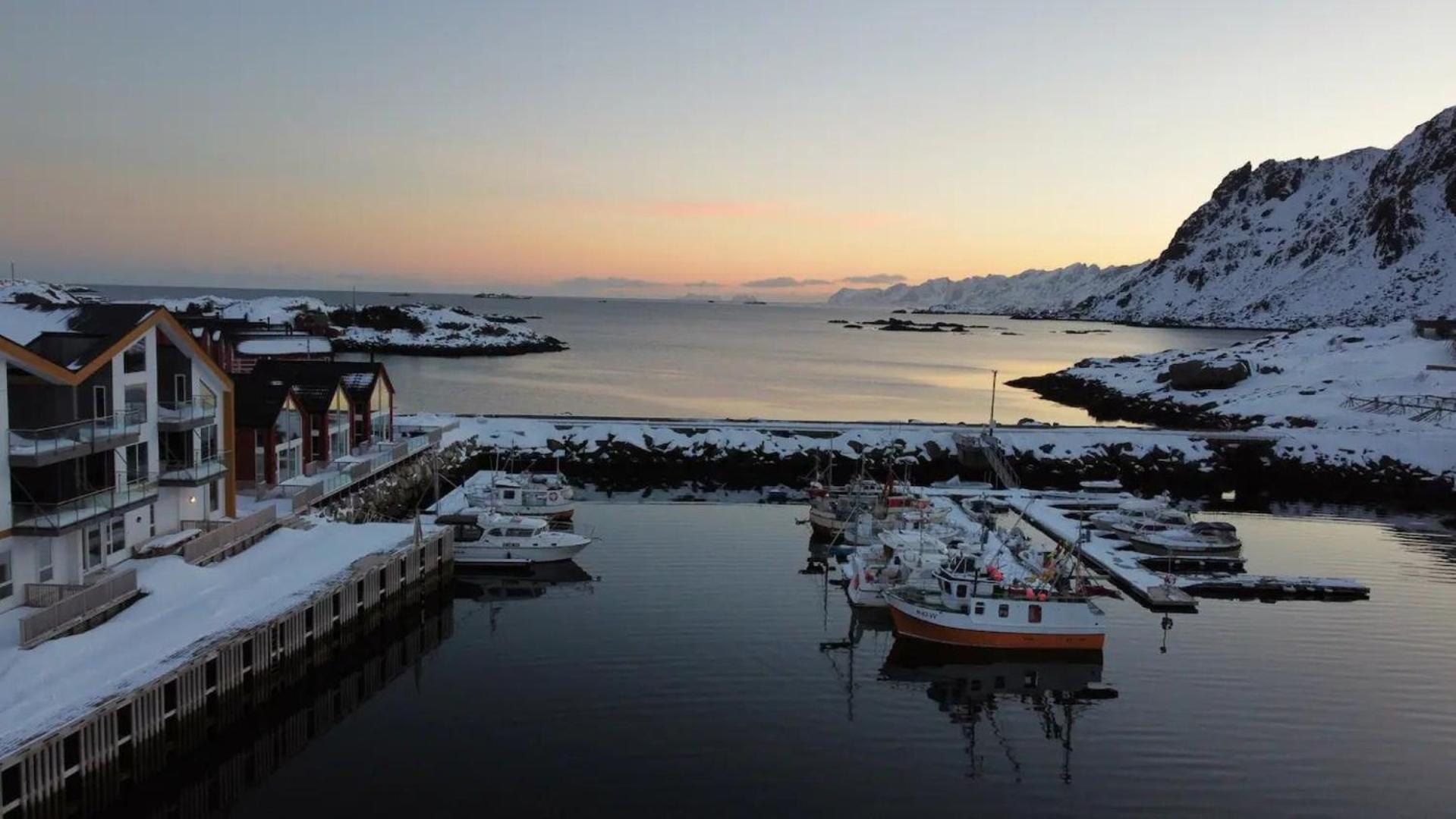 Spektakulaer Rorbu I Autentiske Omgivelser Ballstad Exteriér fotografie