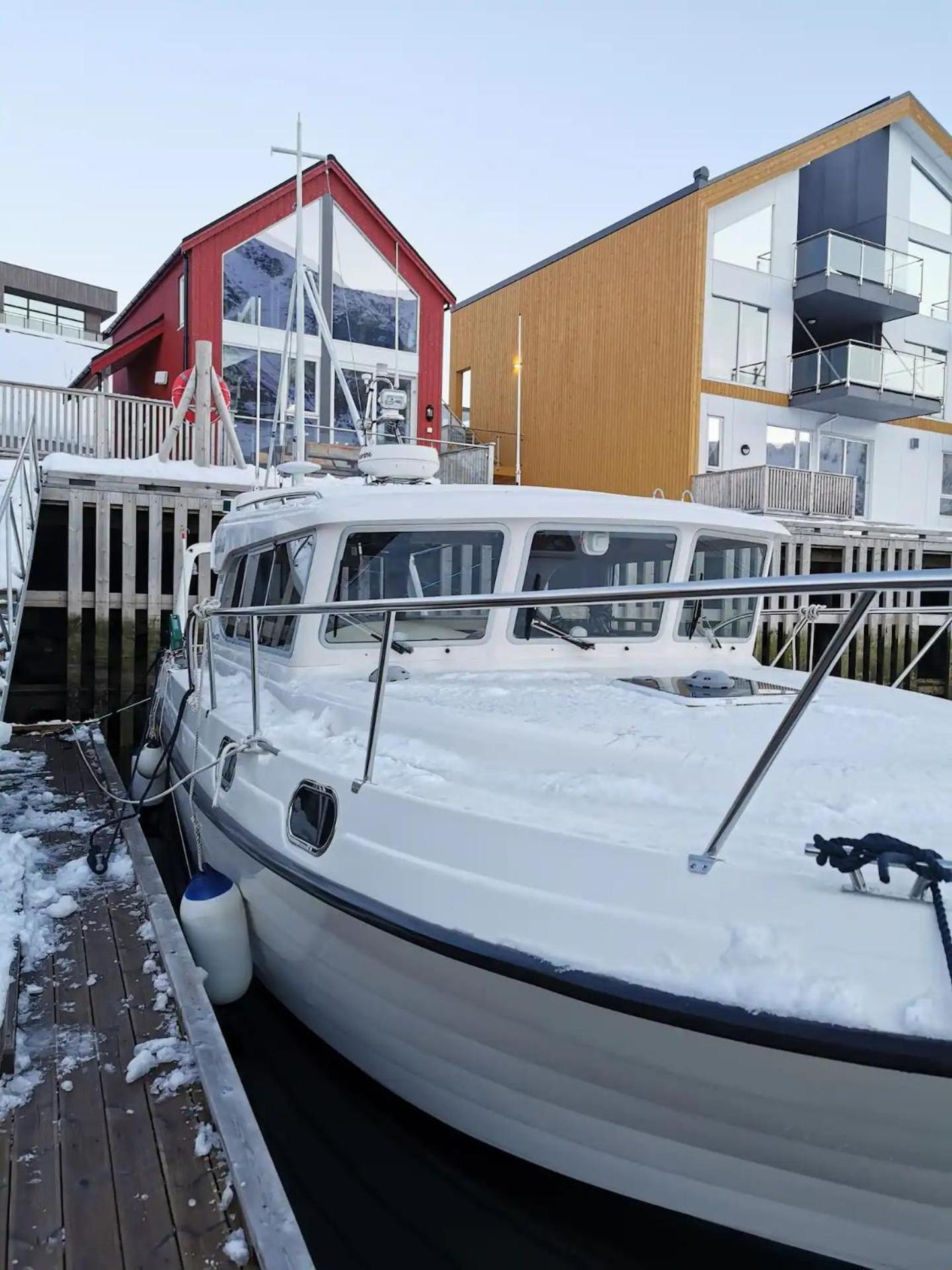 Spektakulaer Rorbu I Autentiske Omgivelser Ballstad Exteriér fotografie
